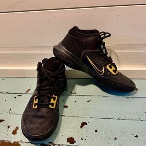 Nike Size US 8 Kyrie Flytrap 4 basketball shoe black & metallic gold colorway.